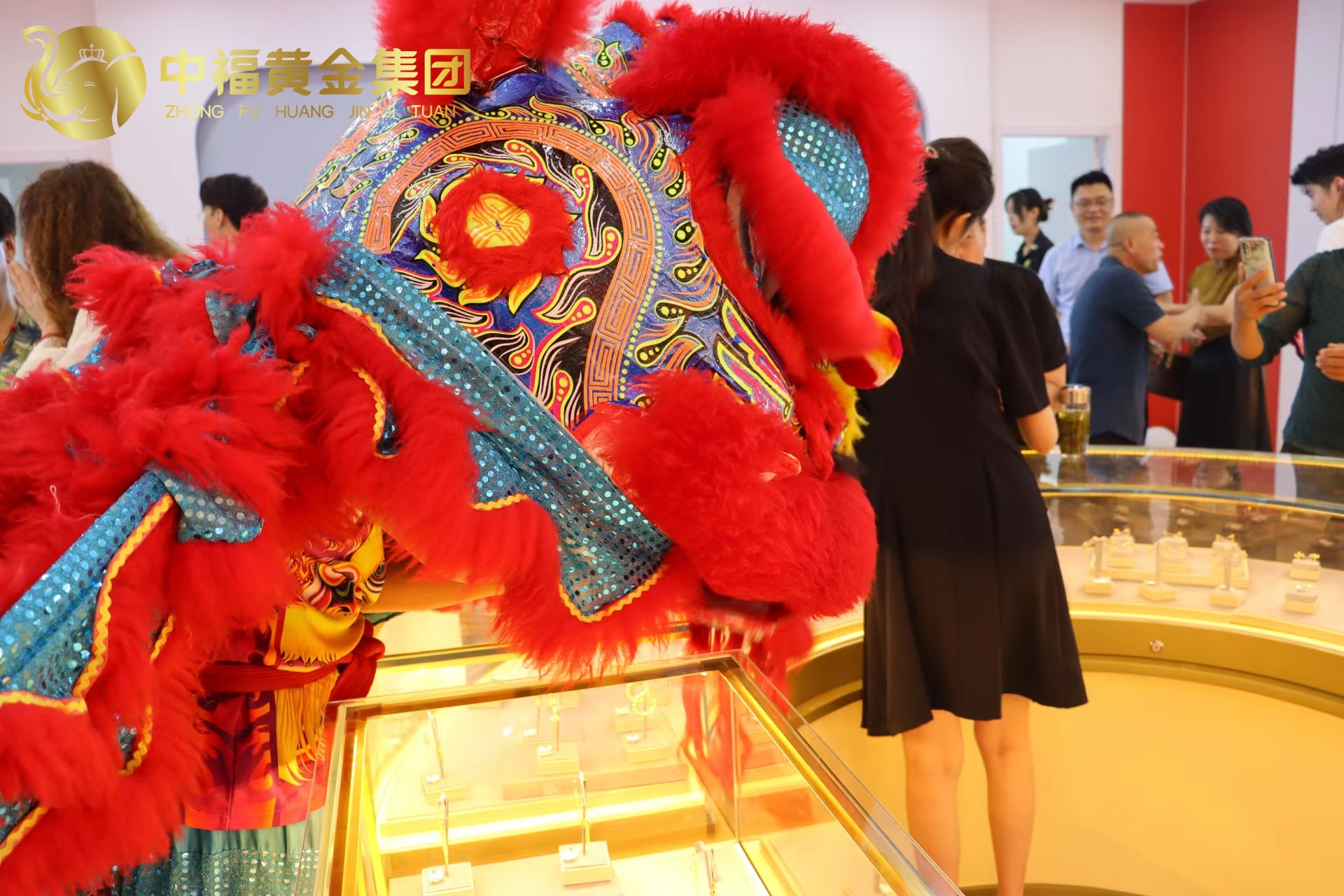 新店启航 | 热烈祝贺中福黄金集团匠鑫中福西岗金店开业大吉！(图9)
